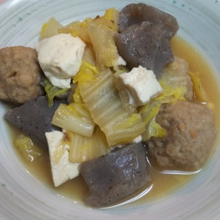 冷凍肉団子と☆白菜・こんにゃく・豆腐の煮物